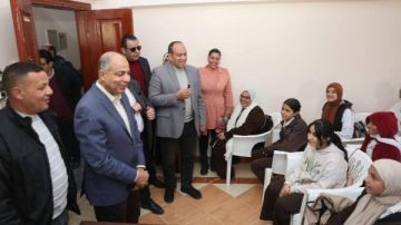 محافظ المنيا يحتفل بيوم الشهيد في مركز شباب الروضة بملوي ويشيد بروح الانتماء لدى الشباب محافظ المنيا يحتفل بيوم الشهيد في مركز شباب الروضة بملوي ويشيد بروح الانتماء لدى الشباب