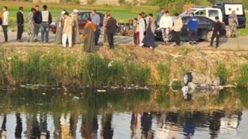 من زفة عريس إلى جنازة.. طريق سقارة السياحي يحصد الأرواح وأهالي منشية دهشور يستغيثون: الإهمال مستمر والحلول غائبة