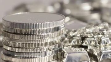 استقرار الفضة في مصر مع بداية تعاملات اليوم.. وترقب عالمي لتحركات المعادن النفيسة استقرار الفضة في مصر مع بداية تعاملات اليوم.. وترقب عالمي لتحركات المعادن النفيسة