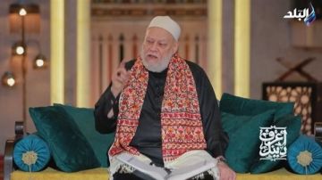 لو شايف الشمس .. علي جمعة يوضح حكم الإفطار في الطائرة فيديو لو شايف الشمس .. علي جمعة يوضح حكم الإفطار في الطائرة فيديو