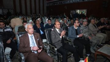 محافظ أسيوط يشهد احتفالات يوم الشهيد بمدرسة الجامعة