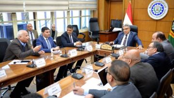 محافظ الدقهلية يعقد اجتماعا لمتابعة موقف توصيل المرافق بمشروع تحيا مصر المنصورة محافظ الدقهلية يعقد اجتماعا لمتابعة موقف توصيل المرافق بمشروع تحيا مصر المنصورة