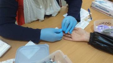 الصحة: مبادرة فحص المقبلين على الزواج تجري الكشف الطبي لـ 4.7 مليون شاب وفتاة الصحة: مبادرة فحص المقبلين على الزواج تجري الكشف الطبي لـ 4.7 مليون شاب وفتاة