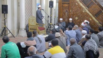 بأصوات المشاهير.. أوقاف قنا تحتفى بذكرى غزوة بدر بمسجد عبدالرحيم القنائى