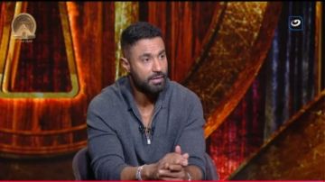 تتحمل طباعي العصبية.. كريم فهمي: مراتي دانيا شريكتي في الأمان وصديقتي الوحيدة