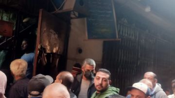 محافظ الدقهلية يتابع انتظام وسير العمل بمخبز المحافظة الكبير بالمنصورة