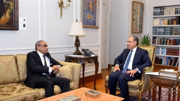 وزير الخارجية: الاتحادات العربية المتخصصة ركيزة لرفع كفاءة الإنتاج العربي وزير الخارجية: الاتحادات العربية المتخصصة ركيزة لرفع كفاءة الإنتاج العربي