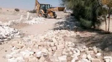 إزالة تعد على أملاك الدولة بالبناء في قرية النهضة بالوادي الجديد
