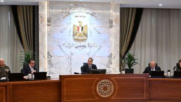 الحكومة توافق على طلب للتعاقد لإجراء مسح جوي جيوفيزيقي شامل لثروات مصر الحكومة توافق على طلب للتعاقد لإجراء مسح جوي جيوفيزيقي شامل لثروات مصر