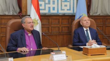 رئيس الطائفة الإنجيلية يهنئ محافظ القاهرة بقرب عيد الفطر ويشيد بتجديد الثقة في قيادته للمحافظة