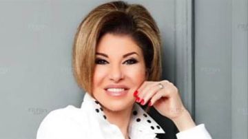 لوح زجاج يتسبب في تلفيات بسيارة الإعلامية هالة سرحان في الجيزة لوح زجاج يتسبب في تلفيات بسيارة الإعلامية هالة سرحان في الجيزة