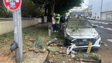 إصابة 15 شخصا جراء قصف إيراني استهدف وسط إسرائيل