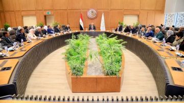 تفعيل درجات أعمال السنة وربطها بنسبة الحضور والغياب والإهتمام بالدين في المدارس