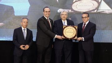 وزير الصحة: التأمين الصحي الشامل أثبت نجاحا كبيرا.. والتوسع جار في جميع المحافظات وزير الصحة: التأمين الصحي الشامل أثبت نجاحا كبيرا.. والتوسع جار في جميع المحافظات