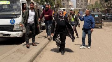 حملة نظافة مكبرة بحي عين شمس للحفاظ على البيئة والصحة العامة حملة نظافة مكبرة بحي عين شمس للحفاظ على البيئة والصحة العامة