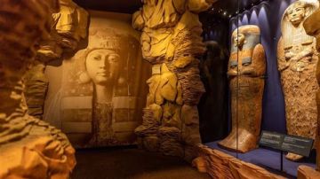 لندن تستعد لاستقبال معرض المجوهرات الفرعونية