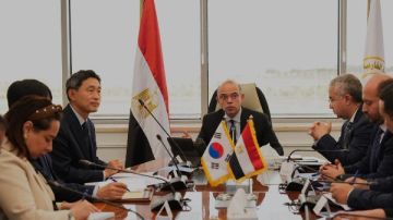 مباحثات مصرية كورية لدعم الاستثمار والتكنولوجيا وإطلاق مفاوضات الشراكة الاقتصادية مباحثات مصرية كورية لدعم الاستثمار والتكنولوجيا وإطلاق مفاوضات الشراكة الاقتصادية