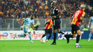 صدام جديد بين الأهلي وكاف.. 3 قرارات حاسمة من بطل مصر قبل موقعة الترجي