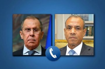 لافروف وعبد العاطي يدعوان إلى إنهاء الصراع في إيران ومواصلة الجهود الدبلوماسية لافروف وعبد العاطي يدعوان إلى إنهاء الصراع في إيران ومواصلة الجهود الدبلوماسية