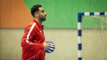 الأهلي يكشف طبيعة إصابة محسن رمضان بعد تألقه في قمة اليد أمام الزمالك