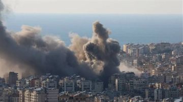 الجيش الإيراني يعلن استهداف مصفاة النفط والغاز الإسرائيلية وخزانات الوقود في حيفا الجيش الإيراني يعلن استهداف مصفاة النفط والغاز الإسرائيلية وخزانات الوقود في حيفا