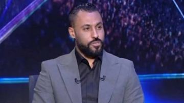 حسام عاشور: كنت أحلم بالتفوق  علي داني الفيش في عدد البطولات