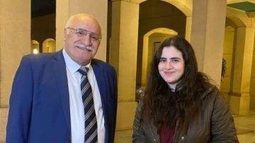 عزت زين لـ صدى البلد: أتمنى تجسيد سيرة هذا الفنان.. وأحضر لمسرحية جديدة فيديو عزت زين لـ صدى البلد: أتمنى تجسيد سيرة هذا الفنان.. وأحضر لمسرحية جديدة فيديو