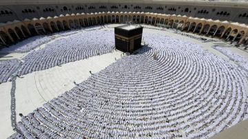 ما حكم صلاة ركعتين بعد الطواف وماذا نقرأ فيهما؟ دار الإفتاء ترد