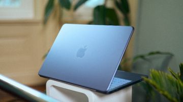 ماكبوك Neo.. لابتوب آبل الاقتصادي يجذب زبائن جدد لا يهتمون بقيود الهاردوير