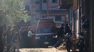 كانوا عاوزين يدفنوها ومفتش الصحة رفض.. العثور على جثمان فتاة متوفاة داخل منزلها في المنوفية كانوا عاوزين يدفنوها ومفتش الصحة رفض.. العثور على جثمان فتاة متوفاة داخل منزلها في المنوفية