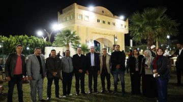 محافظ المنيا: احرص على التواصل مع الصحفيين والإعلاميين لنقل الحقائق للرأي العام محافظ المنيا: احرص على التواصل مع الصحفيين والإعلاميين لنقل الحقائق للرأي العام