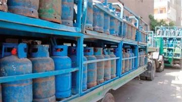 محافظ سوهاج يشدد على عدم احتكار البوتاجاز ويطلق خطة لتوصيل الأسطوانات للنجوع والقرى محافظ سوهاج يشدد على عدم احتكار البوتاجاز ويطلق خطة لتوصيل الأسطوانات للنجوع والقرى