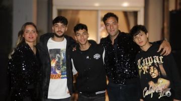 ولاد الوز عوامين حسين يسير على درب شقيقه.. ووالده ميدو بتاع كلام ولاد الوز عوامين حسين يسير على درب شقيقه.. ووالده ميدو بتاع كلام