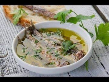 أكلة العيد .. طريقة عمل السردين المخلل في أسبوع