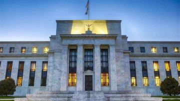 الفيدرالي يؤكد غموض تأثير تداعيات حرب الشرق الأوسط على الاقتصاد الأمريكي الفيدرالي يؤكد غموض تأثير تداعيات حرب الشرق الأوسط على الاقتصاد الأمريكي