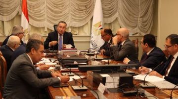 ربط التعليم العالي بسوق العمل.. دمج وإعادة هيكلة التخصصات