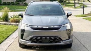 إطلاق كرايسلر باسيفيكا موديل 2027 فيس ليفت.. بهذا السعر