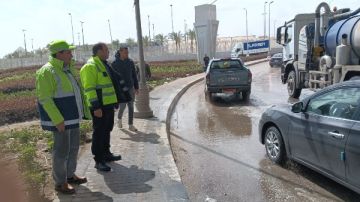 انتشار فوري للمعدات والفرق للتعامل مع مياه الأمطار في الجيزة انتشار فوري للمعدات والفرق للتعامل مع مياه الأمطار في الجيزة