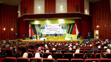 دقيقة حدادا على رجائي عطية في ذكراه بجلسة حلف يمين محامي الأقصر وأسوان وقنا والبحر الأحمر