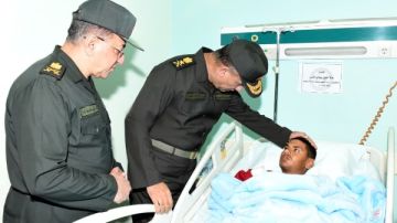 وزير الدفاع يزور عددا من المصابين بمجمع الجلاء الطبي للقوات المسلحة