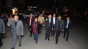 محافظ القاهرة يتابع قرار غلق المحال الجديد.. صور