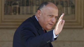 أين يتجه الشرق الأوسط حاليا؟.. رد مفاجئ من سامح شكري فيديو