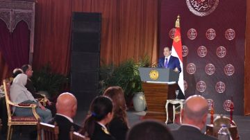 الرئيس السيسي: دعم مصري كامل للأشقاء العرب وندعو إلى خفض التصعيد