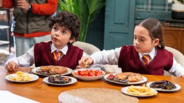 جان رامز وأحمد داود من كواليس بابا وماما جيران