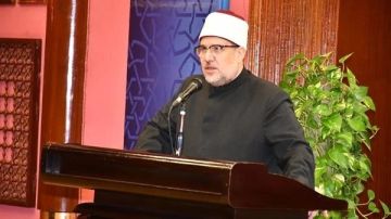 مختار جمعة يوضح كيف نظر القرآن إلى المال؟..ويؤكد :الإنسان مستخلف وعليه أن يؤدي حق الله مختار جمعة يوضح كيف نظر القرآن إلى المال؟..ويؤكد :الإنسان مستخلف وعليه أن يؤدي حق الله