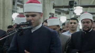 حفظ القرآن في سن الـ12.. زياد حجاج طالب الثانوية الأزهرية يؤم المصلين بالجامع الأزهر حفظ القرآن في سن الـ12.. زياد حجاج طالب الثانوية الأزهرية يؤم المصلين بالجامع الأزهر