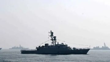 سريلانكا: نتعامل مع البحارة الإيرانيين الناجين من الهجوم الأمريكي وفقا للقانون الدولي سريلانكا: نتعامل مع البحارة الإيرانيين الناجين من الهجوم الأمريكي وفقا للقانون الدولي