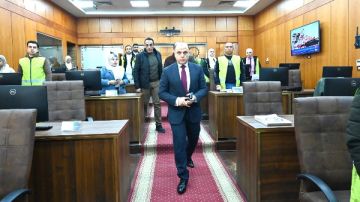 محافظ الغربية يترأس غرفة العمليات ويتابع جهود مواجهة الطقس السيئ محافظ الغربية يترأس غرفة العمليات ويتابع جهود مواجهة الطقس السيئ