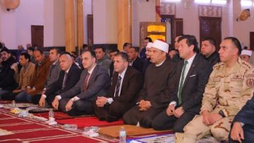 محافظ دمياط يشهد الاحتفال بليلة القدر بمسجد البحر محافظ دمياط يشهد الاحتفال بليلة القدر بمسجد البحر