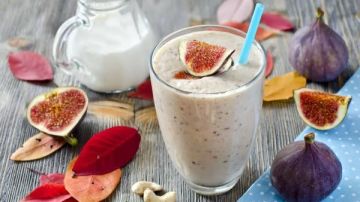 مليء بالفوائد.. طريقة تحضير مشروب التين باللبن والمكسرات مليء بالفوائد.. طريقة تحضير مشروب التين باللبن والمكسرات